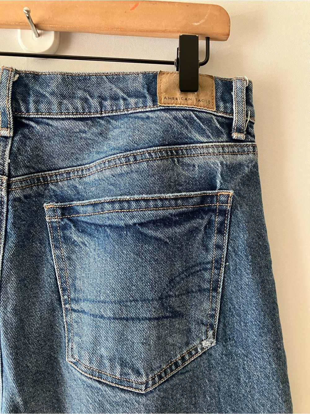 AMERICAN EAGLE Stovepipe Wide Leg Distressed Denim Sz 10 Long - Picture 7 of 10